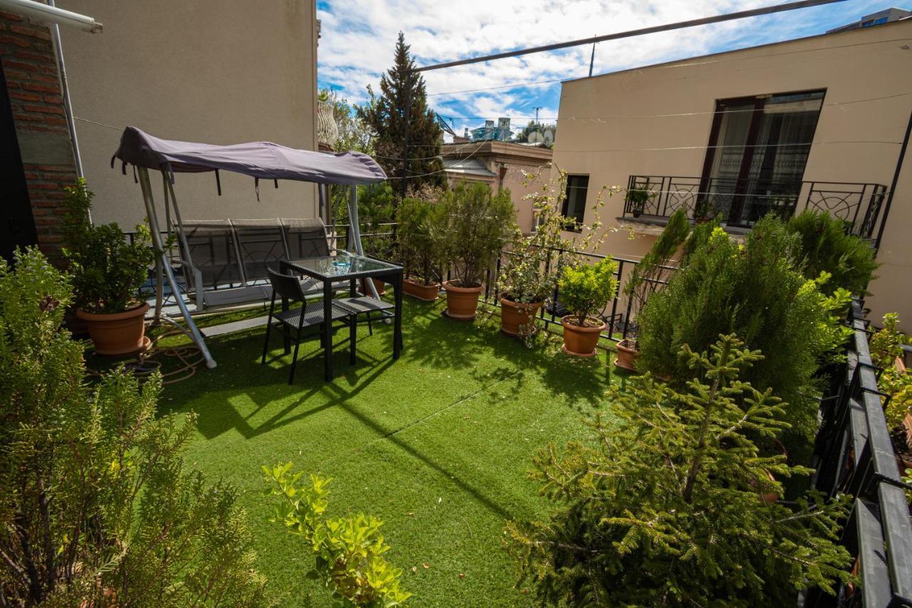 Brand New Apartment With Terrace Tbilisi Exteriör bild