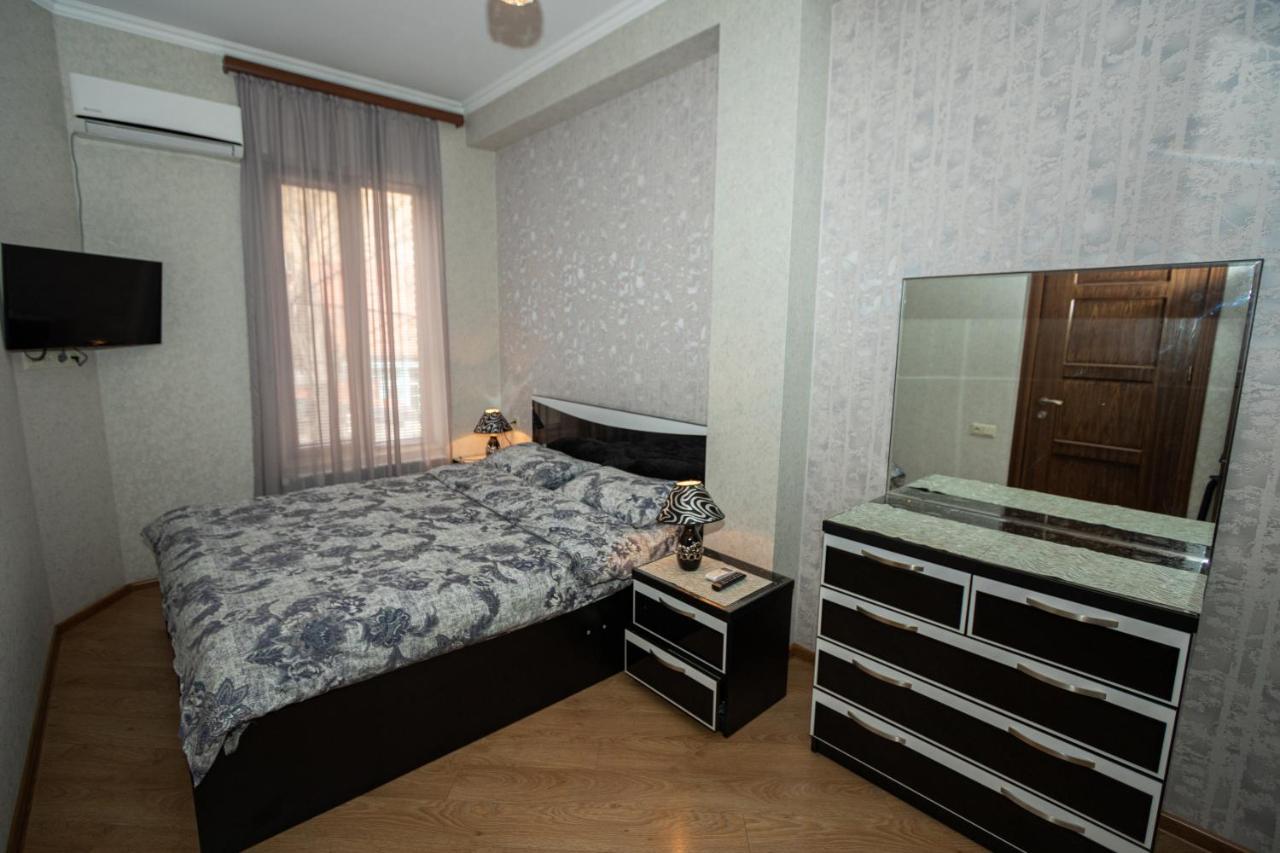 Brand New Apartment With Terrace Tbilisi Exteriör bild