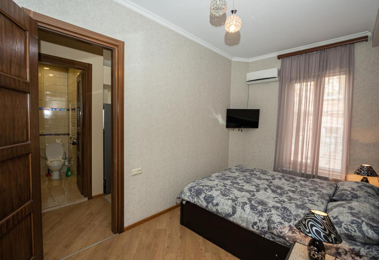 Brand New Apartment With Terrace Tbilisi Exteriör bild
