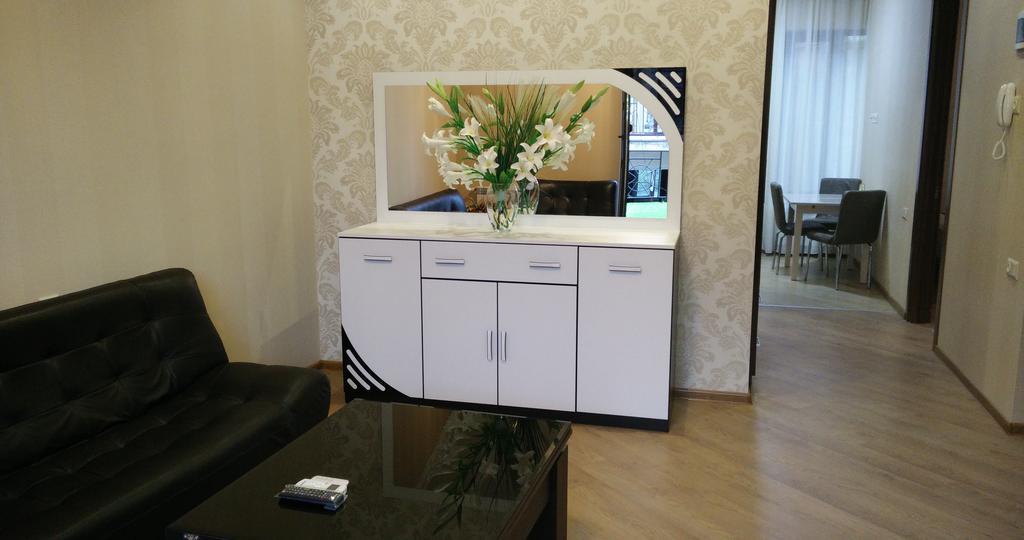 Brand New Apartment With Terrace Tbilisi Exteriör bild