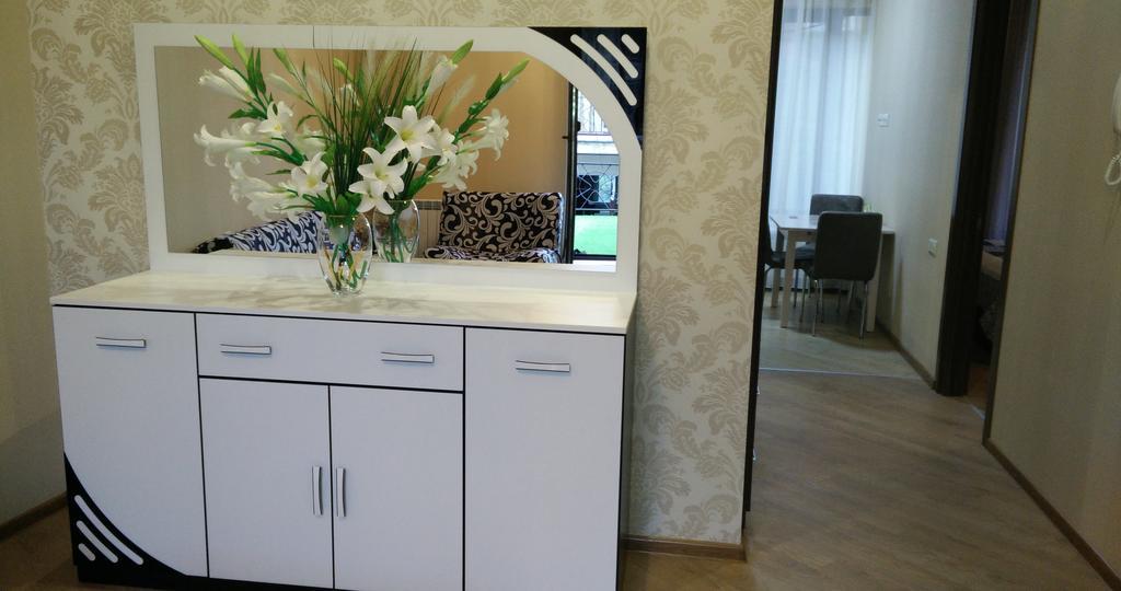 Brand New Apartment With Terrace Tbilisi Exteriör bild